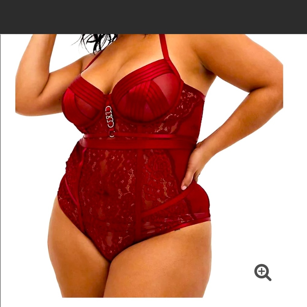 Torrid crotch less lingerie